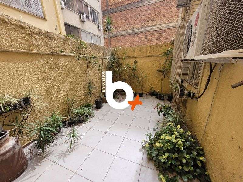Apto com 2 quartos, 1 banheiro e 50m² à venda no bairro Independencia, Porto Alegre