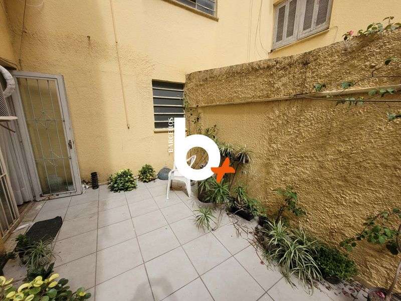 Apto com 2 quartos, 1 banheiro e 50m² à venda no bairro Independencia, Porto Alegre