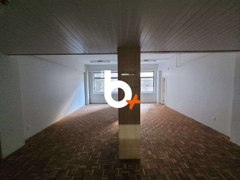 Sala com 1 banheiro e 60m² à venda no bairro Centro, Porto Alegre