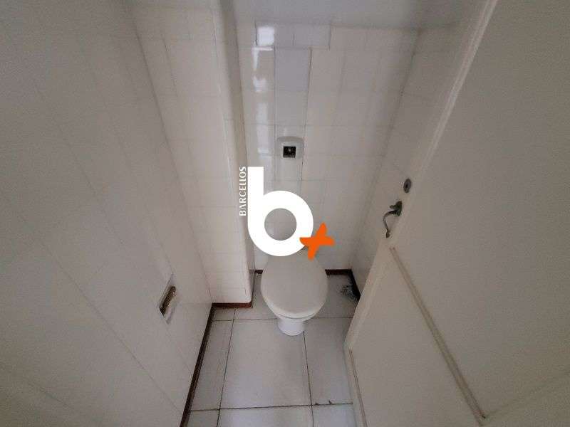 Sala com 1 banheiro e 60m² à venda no bairro Centro, Porto Alegre