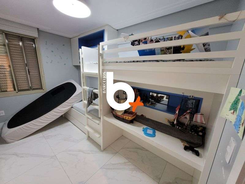 Apto com 3 quartos, 2 banheiros e 137m² à venda no bairro Centro, Porto Alegre