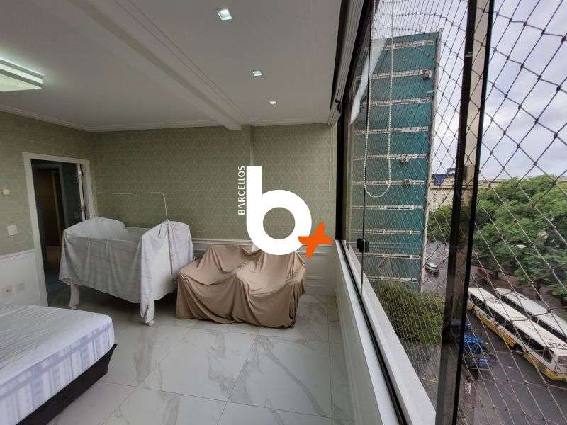 Apto com 3 quartos, 2 banheiros e 137m² à venda no bairro Centro, Porto Alegre