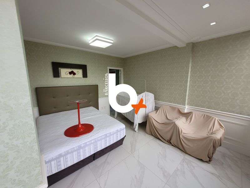Apto com 3 quartos, 2 banheiros e 137m² à venda no bairro Centro, Porto Alegre