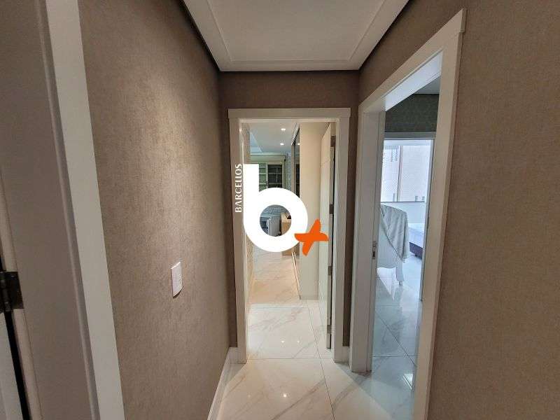 Apto com 3 quartos, 2 banheiros e 137m² à venda no bairro Centro, Porto Alegre