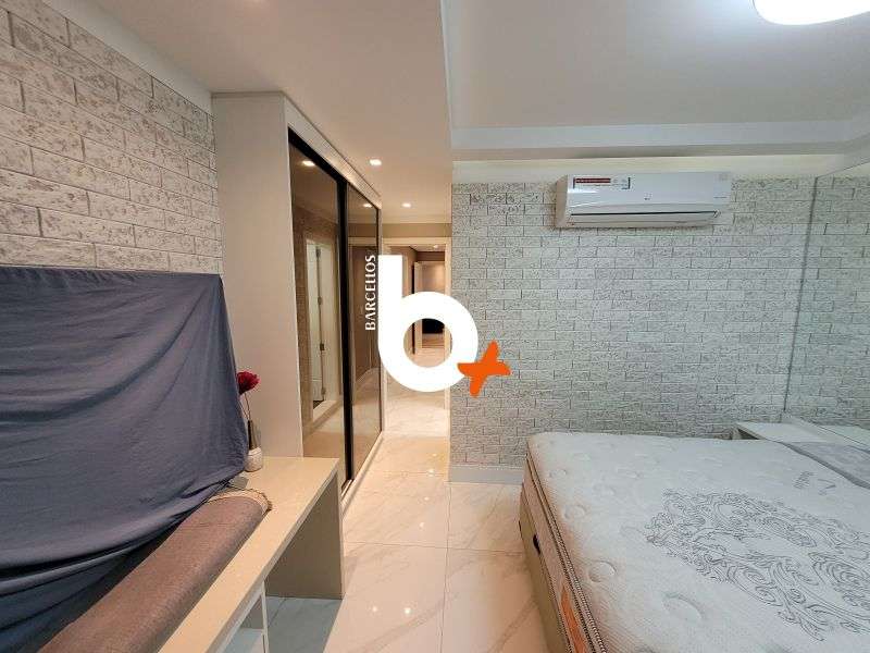Apto com 3 quartos, 2 banheiros e 137m² à venda no bairro Centro, Porto Alegre