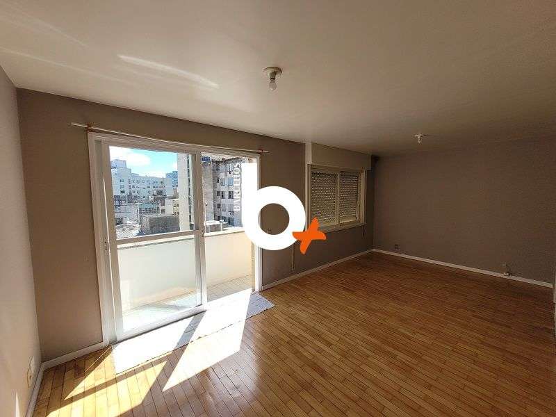 Apto com 1 quarto, 1 banheiro e 35m² à venda no bairro Centro, Porto Alegre