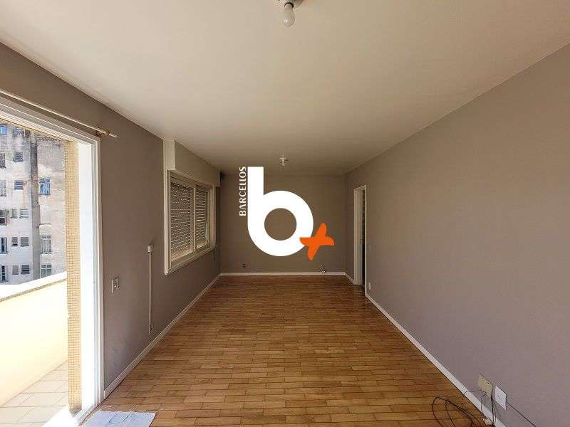 Apto com 1 quarto, 1 banheiro e 35m² à venda no bairro Centro, Porto Alegre