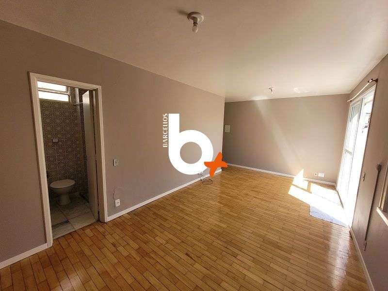 Apto com 1 quarto, 1 banheiro e 35m² à venda no bairro Centro, Porto Alegre