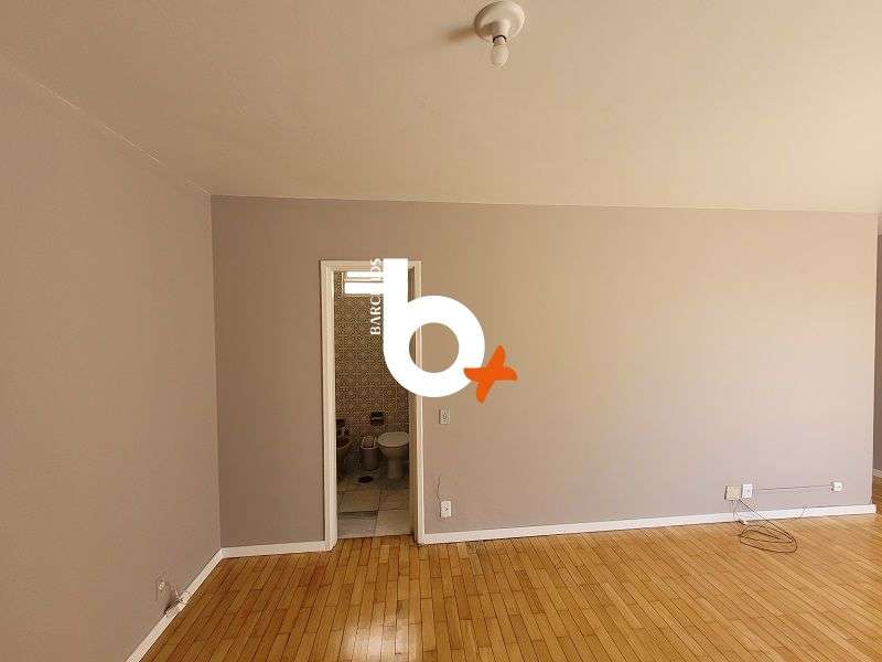 Apto com 1 quarto, 1 banheiro e 35m² à venda no bairro Centro, Porto Alegre