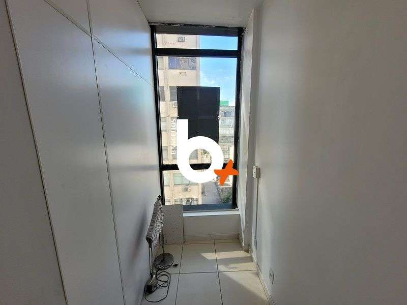 Sala com 1 quarto, 1 banheiro e 53m² à venda no bairro Centro, Porto Alegre