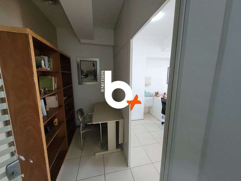 Sala com 1 quarto, 1 banheiro e 53m² à venda no bairro Centro, Porto Alegre
