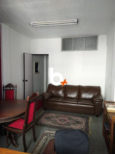 Sala com 1 quarto e 30m² à venda no bairro Centro, Porto Alegre