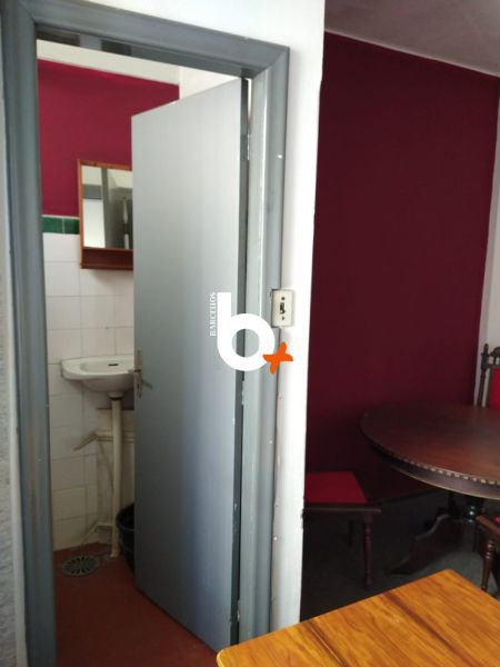 Sala com 1 quarto e 30m² à venda no bairro Centro, Porto Alegre