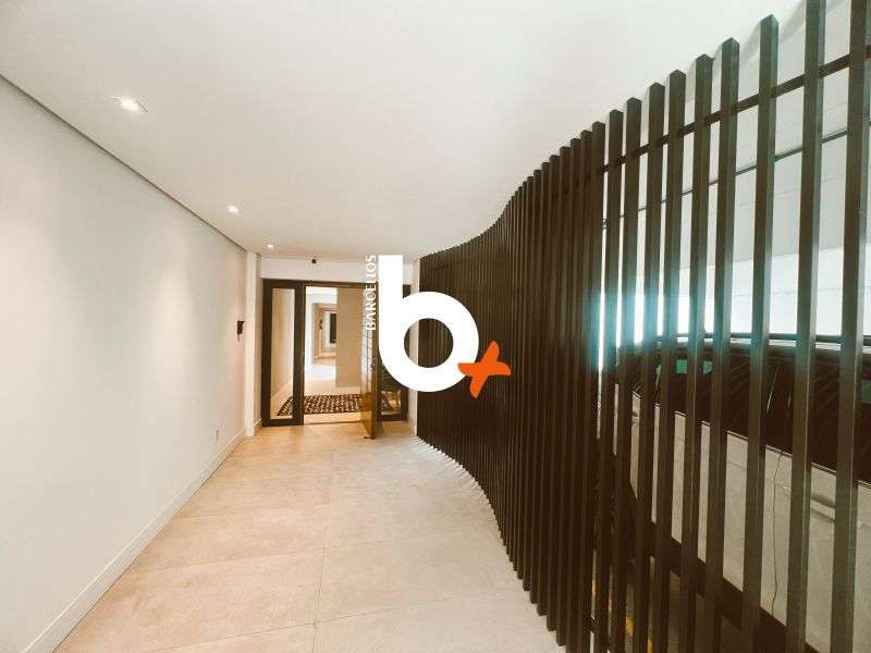 Apto com 2 quartos, 2 banheiros e 58m² à venda no bairro Higienopolis, Porto Alegre