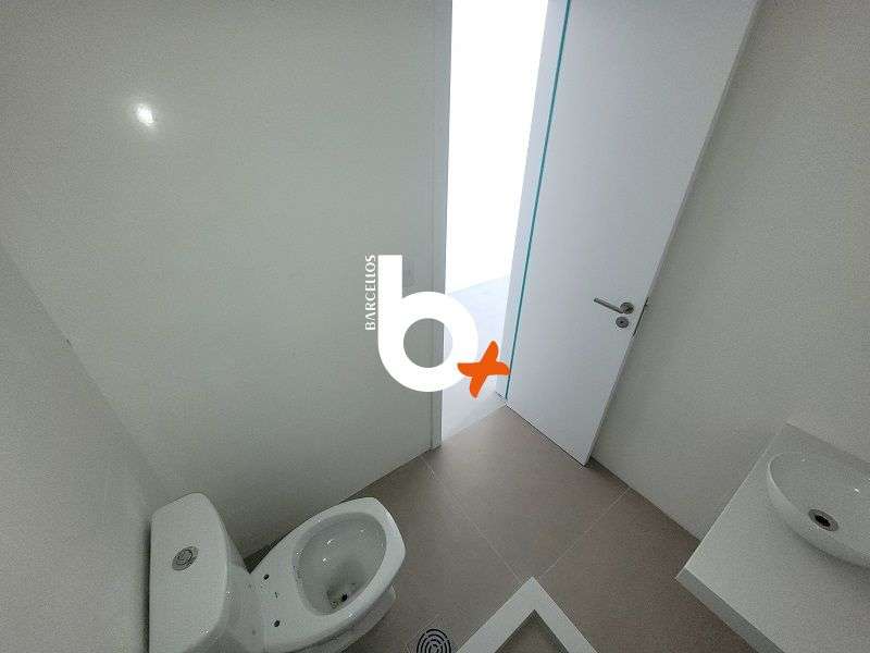 Apto com 2 quartos, 2 banheiros e 92m² à venda no bairro Sao Joao, Porto Alegre