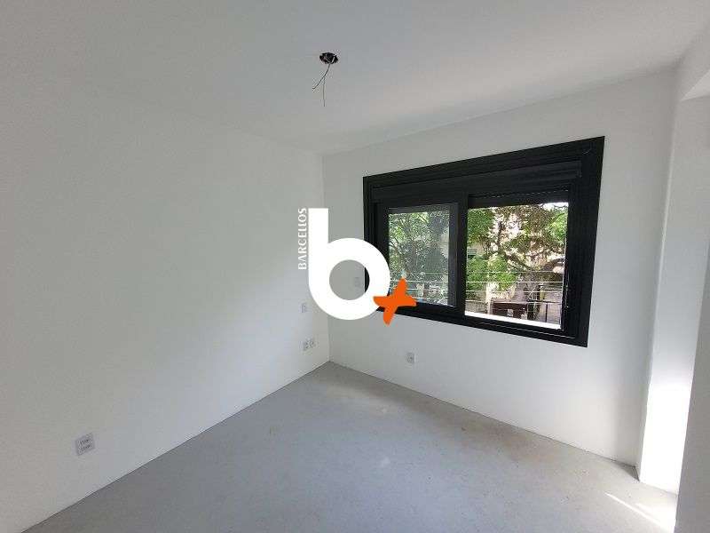 Apto com 2 quartos, 2 banheiros e 92m² à venda no bairro Sao Joao, Porto Alegre