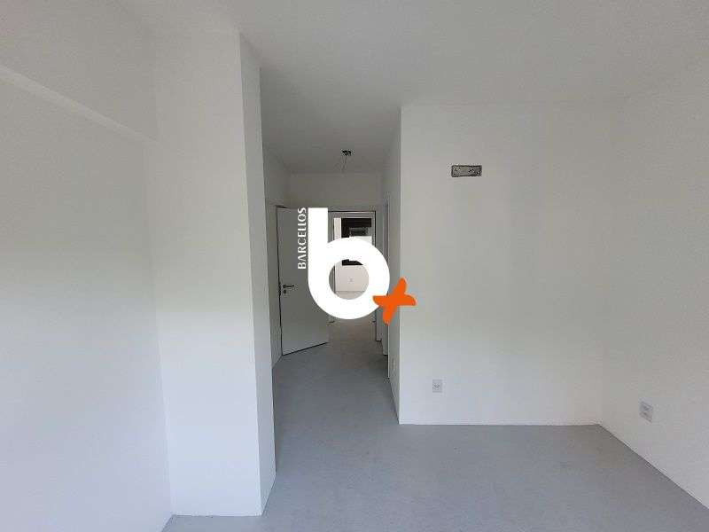 Apto com 2 quartos, 2 banheiros e 92m² à venda no bairro Sao Joao, Porto Alegre