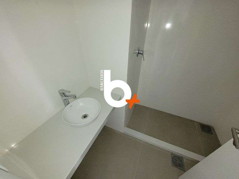 Apto com 2 quartos, 2 banheiros e 92m² à venda no bairro Sao Joao, Porto Alegre