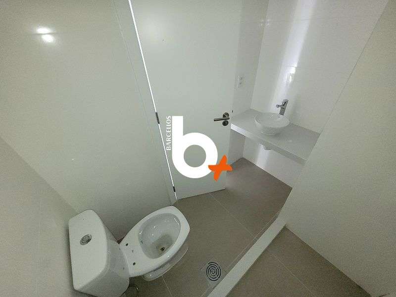 Apto com 2 quartos, 2 banheiros e 92m² à venda no bairro Sao Joao, Porto Alegre