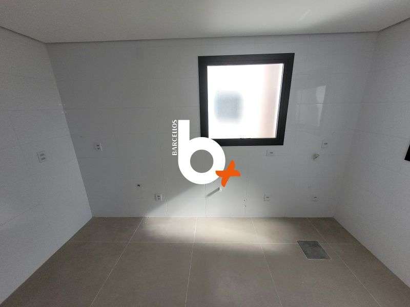 Apto com 2 quartos, 2 banheiros e 92m² à venda no bairro Sao Joao, Porto Alegre