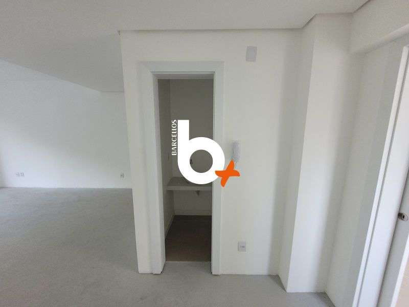 Apto com 2 quartos, 2 banheiros e 92m² à venda no bairro Sao Joao, Porto Alegre