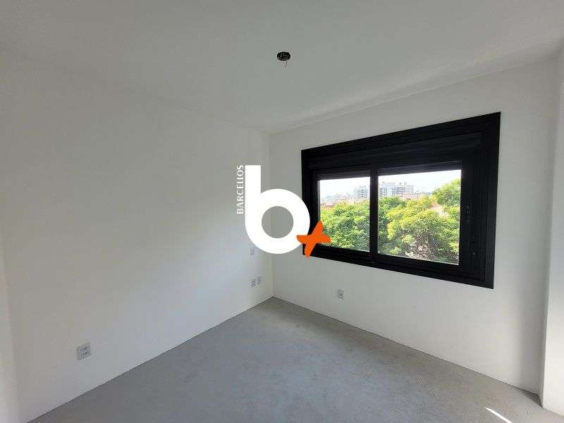 Apto com 2 quartos, 1 banheiro e 82m² à venda no bairro Higienopolis, Porto Alegre
