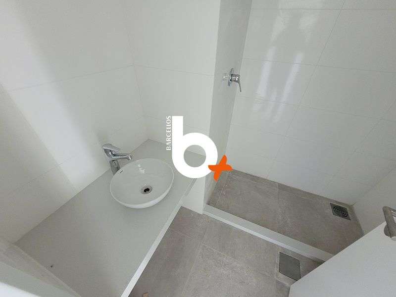 Apto com 2 quartos, 1 banheiro e 82m² à venda no bairro Higienopolis, Porto Alegre