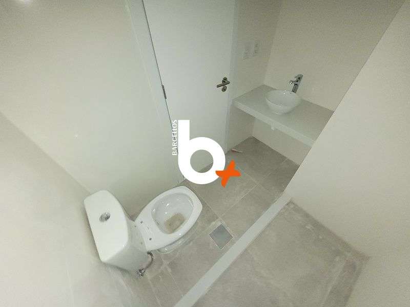 Apto com 2 quartos, 1 banheiro e 82m² à venda no bairro Higienopolis, Porto Alegre