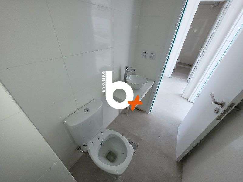 Apto com 2 quartos, 2 banheiros e 58m² à venda no bairro Higienopolis, Porto Alegre