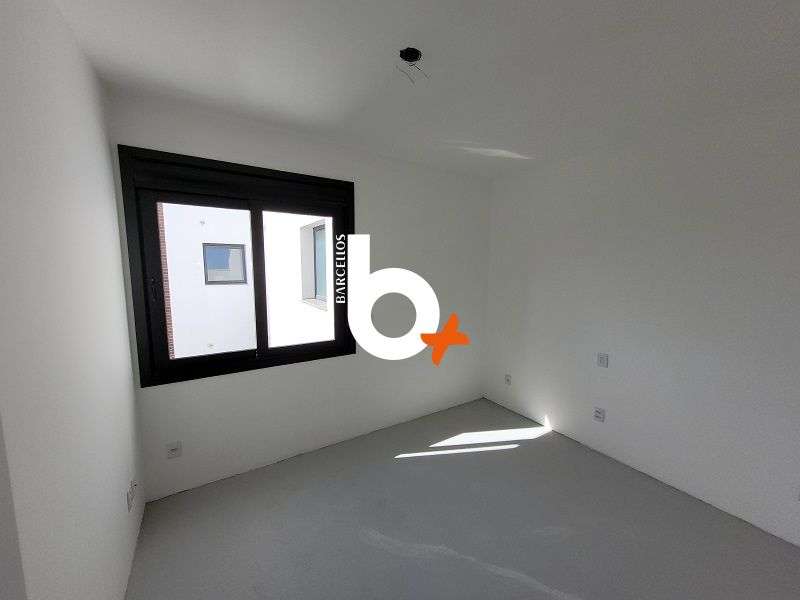 Apto com 2 quartos, 2 banheiros e 58m² à venda no bairro Higienopolis, Porto Alegre