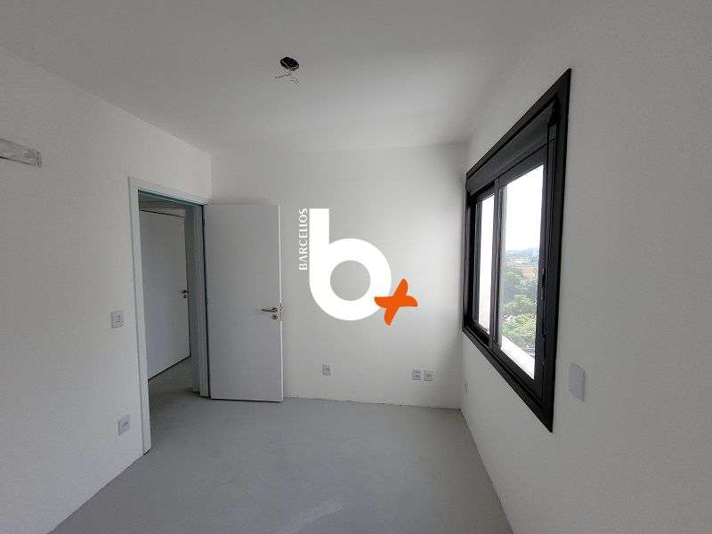Apto com 2 quartos, 2 banheiros e 58m² à venda no bairro Higienopolis, Porto Alegre