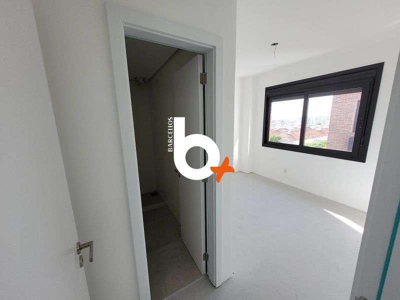 Apto com 2 quartos, 2 banheiros e 58m² à venda no bairro Higienopolis, Porto Alegre