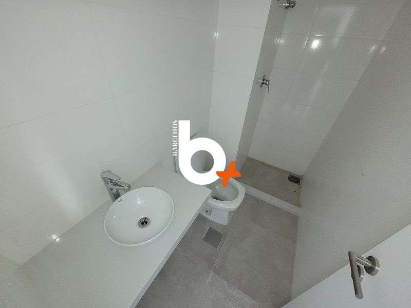 Apto com 2 quartos, 2 banheiros e 58m² à venda no bairro Higienopolis, Porto Alegre