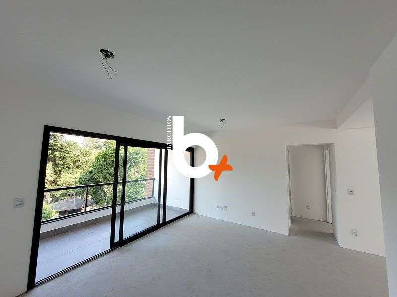 Apto com 2 quartos, 2 banheiros e 82m² à venda no bairro Higienopolis, Porto Alegre