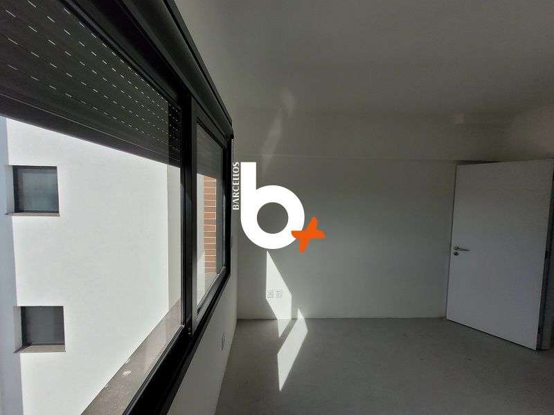 Apto com 2 quartos, 2 banheiros e 82m² à venda no bairro Higienopolis, Porto Alegre
