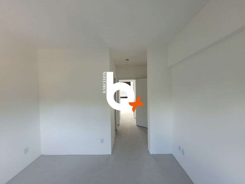 Apto com 2 quartos, 2 banheiros e 82m² à venda no bairro Higienopolis, Porto Alegre