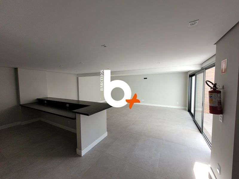 Apto com 2 quartos, 2 banheiros e 82m² à venda no bairro Higienopolis, Porto Alegre