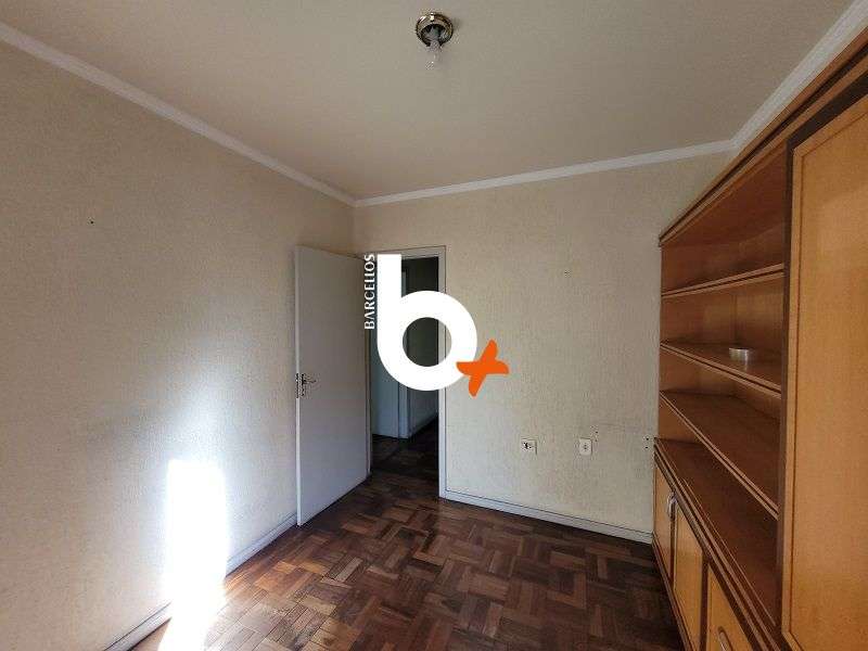 Apto com 2 quartos, 1 banheiro e 50m² à venda no bairro Centro, Porto Alegre
