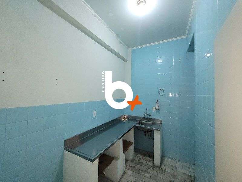 Apto com 2 quartos, 1 banheiro e 50m² à venda no bairro Centro, Porto Alegre