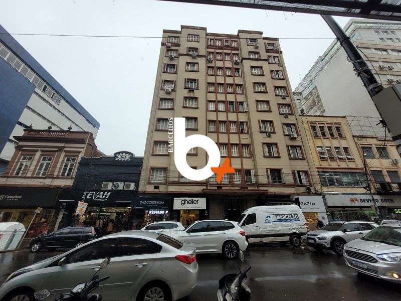 Apto com 3 quartos, 1 banheiro e 84m² à venda no bairro Centro, Porto Alegre