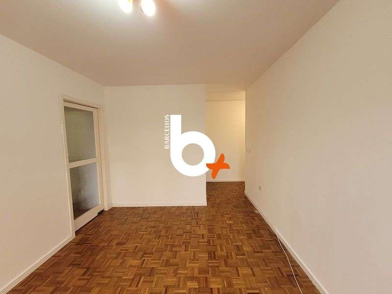 Apto com 2 quartos, 1 banheiro e 73m² à venda no bairro Menino Deus, Porto Alegre