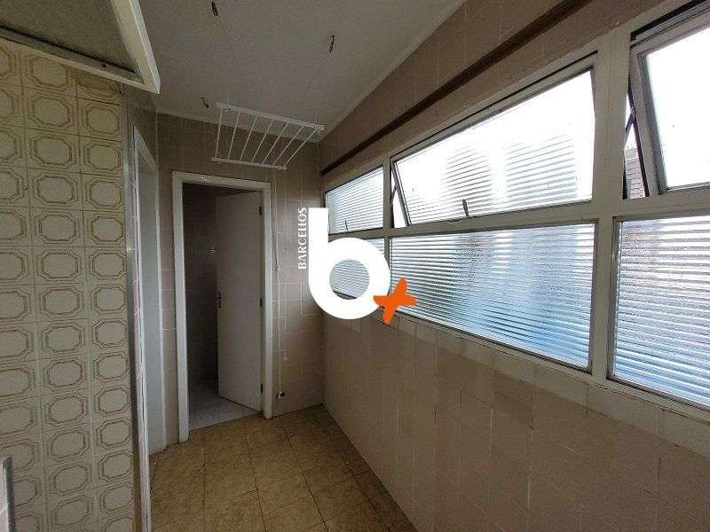 Apto com 2 quartos, 1 banheiro e 73m² à venda no bairro Menino Deus, Porto Alegre