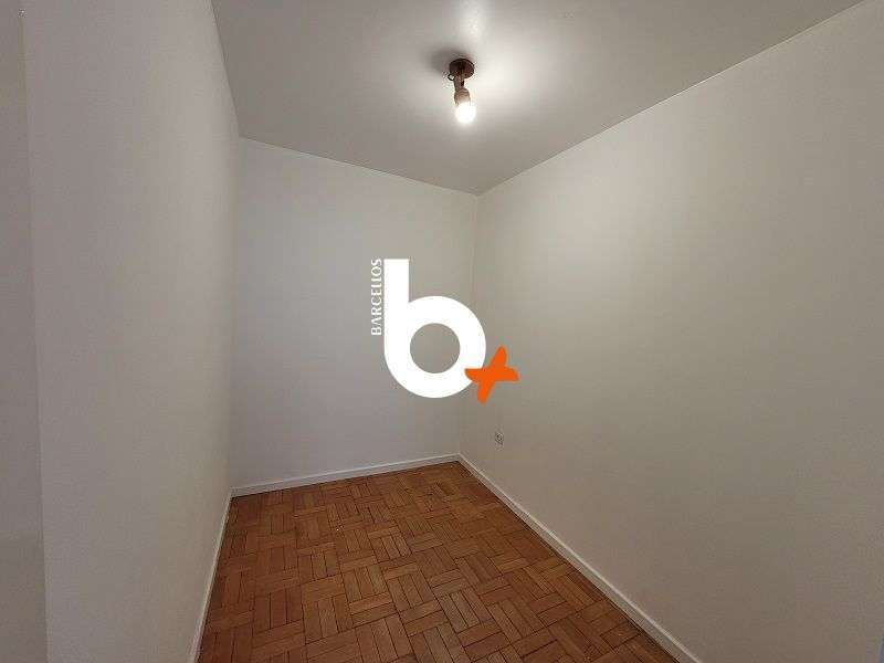Apto com 2 quartos, 1 banheiro e 73m² à venda no bairro Menino Deus, Porto Alegre