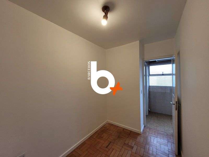 Apto com 2 quartos, 1 banheiro e 73m² à venda no bairro Menino Deus, Porto Alegre