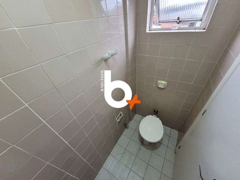 Apto com 2 quartos, 1 banheiro e 73m² à venda no bairro Menino Deus, Porto Alegre