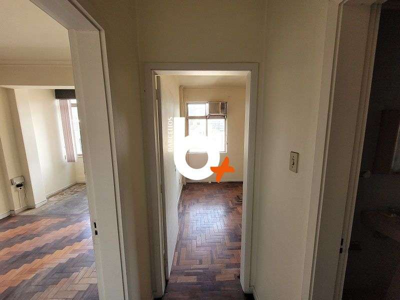 Apto com 2 quartos, 1 banheiro e 60m² à venda no bairro Centro, Porto Alegre