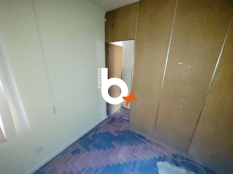 Apto com 2 quartos, 1 banheiro e 60m² à venda no bairro Centro, Porto Alegre