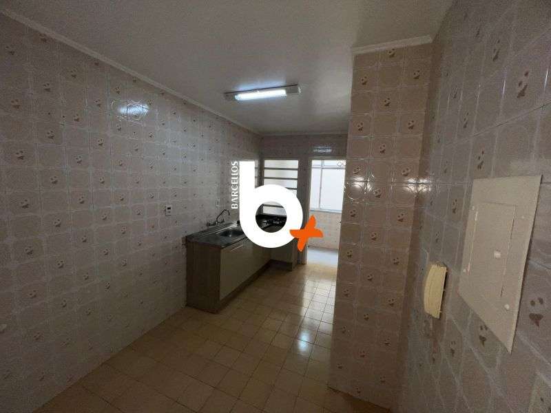 Apto com 2 quartos, 1 banheiro e 70m² à venda no bairro Passo D Areia, Porto Alegre