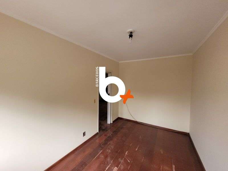 Apto com 2 quartos, 1 banheiro e 60m² à venda no bairro Rio Branco, Porto Alegre