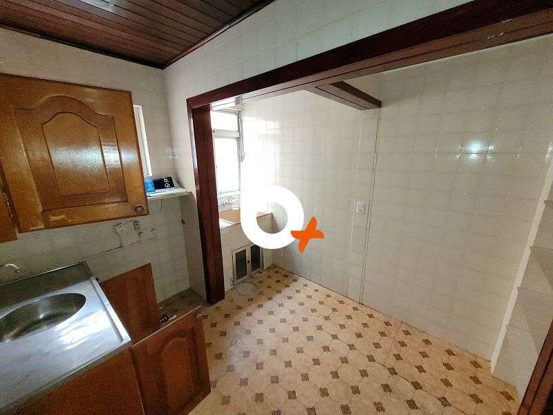 Apto com 2 quartos, 1 banheiro e 60m² à venda no bairro Rio Branco, Porto Alegre